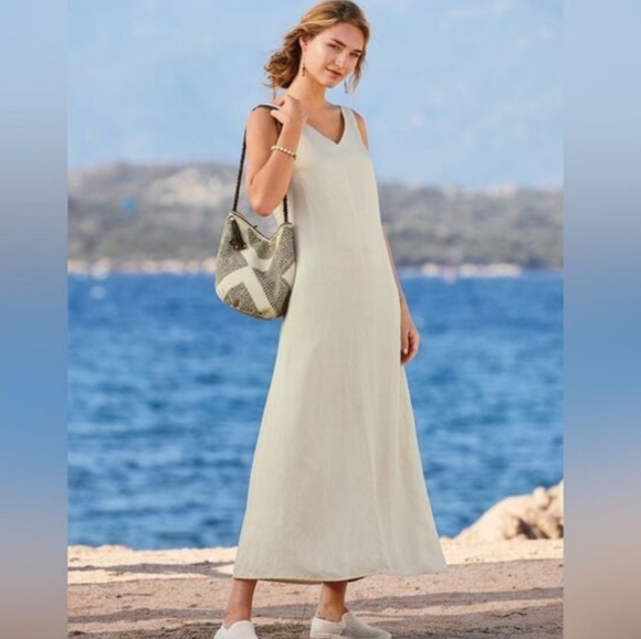 Peruvian Connection Dresses & Skirts - Peruvian Connection Cream V-Neck Maxi Dress